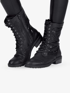 Boots that people see at Chicago Stepping sets