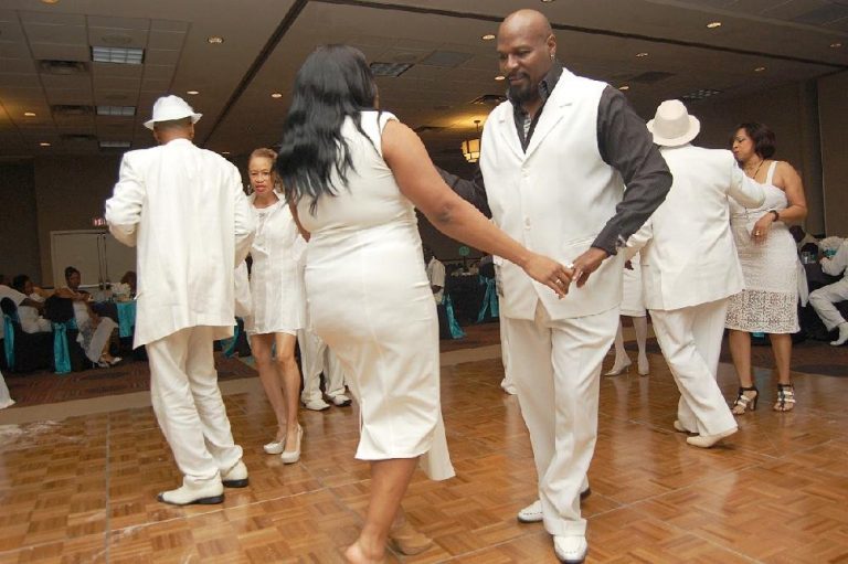 Chicago Steppin - Arkansas Democrat Gazette