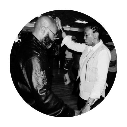 Simon and Sonji dancing in Chicago